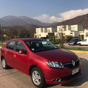 Vendido - Renault Symbol, 2015, versión full.